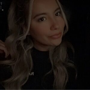 Meet your Posher, Christy